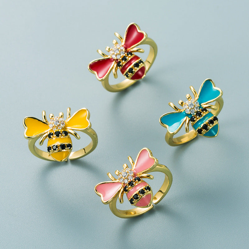 Anillo de Abeja con Zirconia Incrustada en Cobre Chapado en Oro