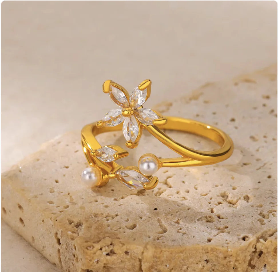Anillo Floral Doble Diamante