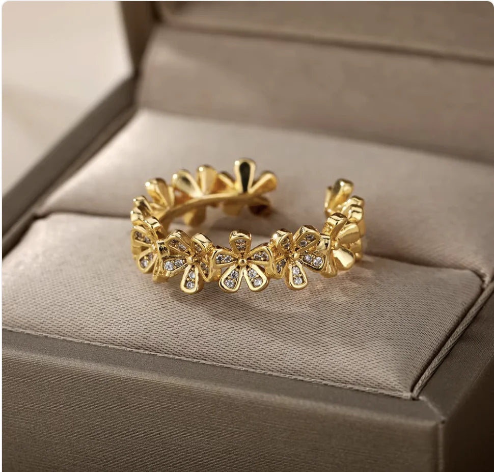 Anillo Floral Ajustable
