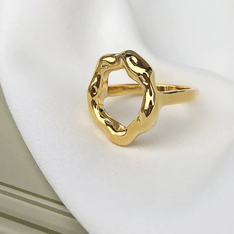 Juguetes e anillo vintage